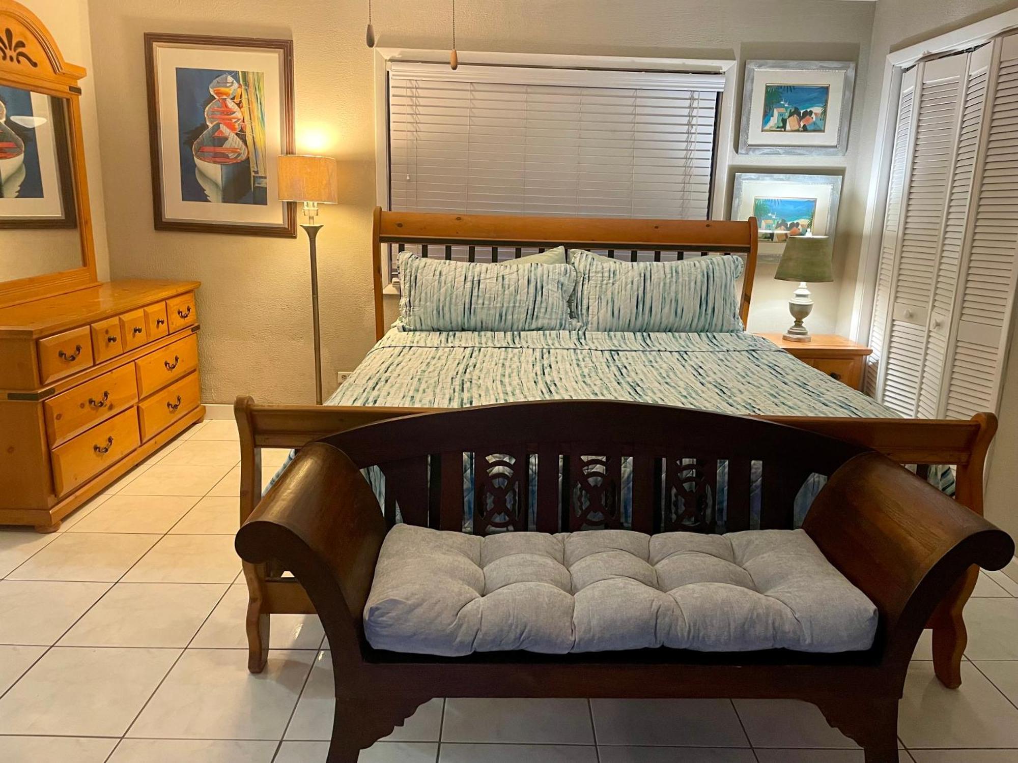 Homestay Albury's Haven Nassau